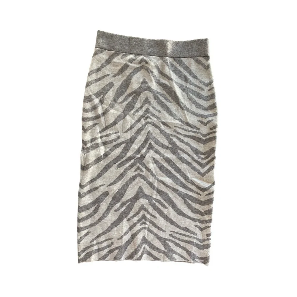 Carmen Marc Valvo Printed Sweater Knit Skirt NWT Size XS